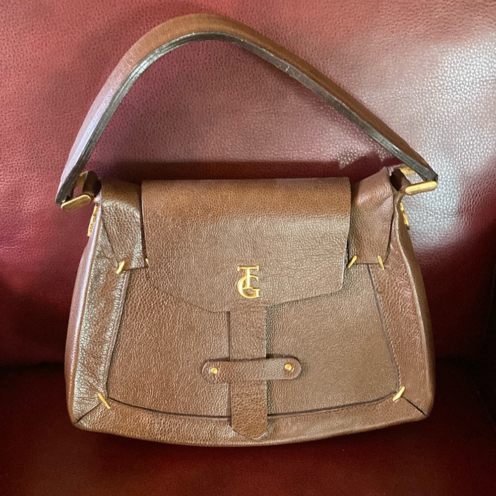 Luxury Handbag - Picture 1 of 15
